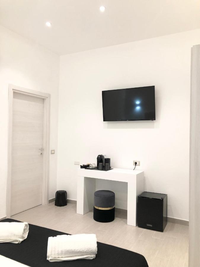 מלון International House אולביה מראה חיצוני תמונה